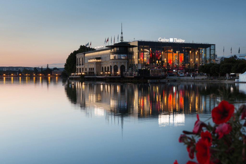 Casino d'Enghien-les-Bains — à 5 minutes de nos love rooms